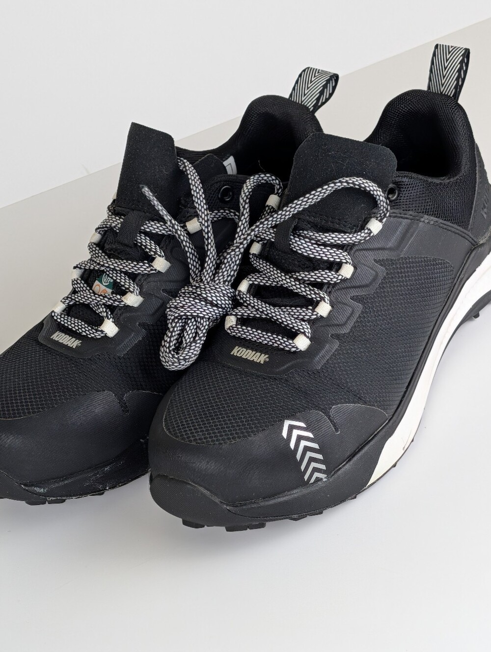 Kodiak Men's Black Quicktrail Safety Shoes Size 6.5 Composite Toe Work Sneaker